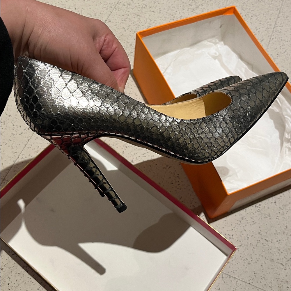 Kate Spade New York Lollipop Pumps-Pewter-made in Italy Metallic Silver Heels- 9 - Picture 9 of 15